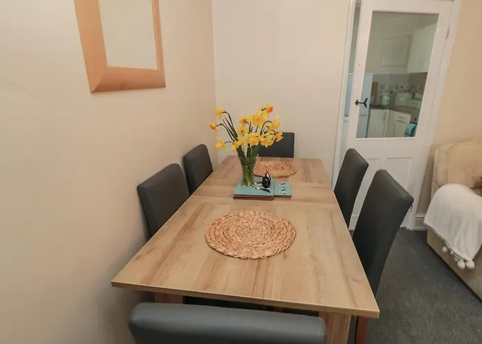 Dickie Hoy's * Scarborough