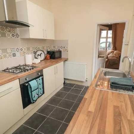 Dickie Hoy's * Scarborough